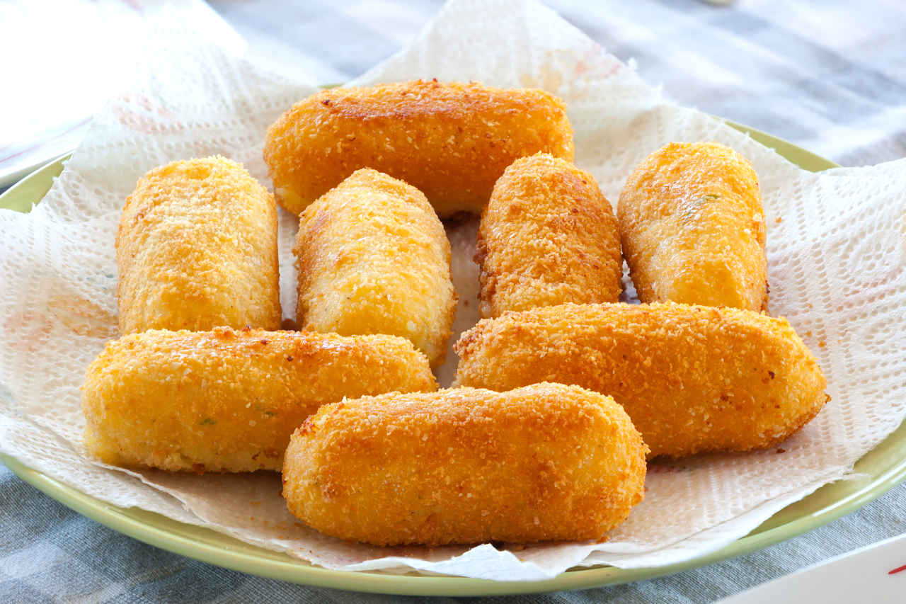 Scoprite la storia del crocchè di patate napoletano