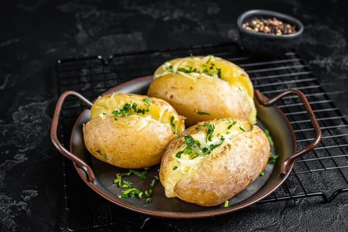 Patate al cartoccio come condirle